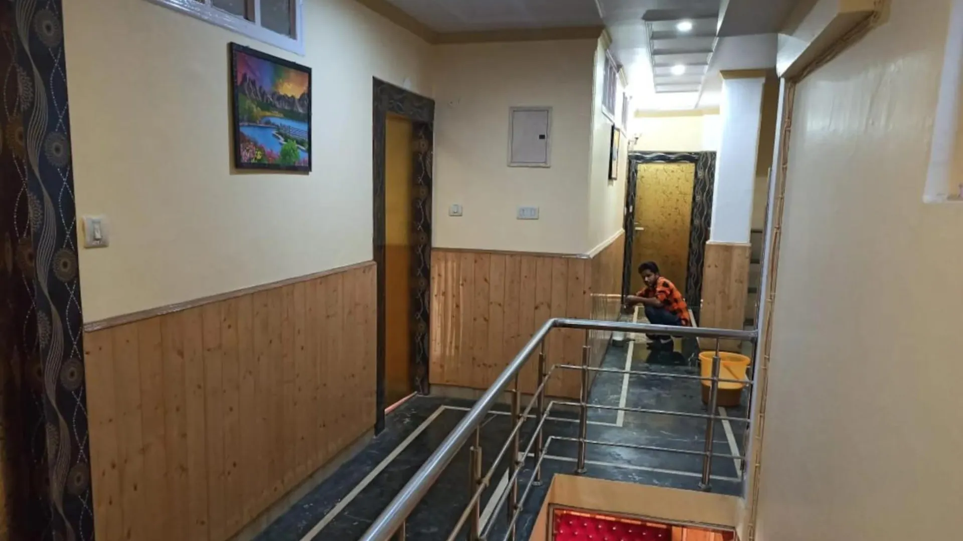 Hotel King Palace - Nature-Valley-Luxury-Room - Prime Location With Parking Facilities Shimla