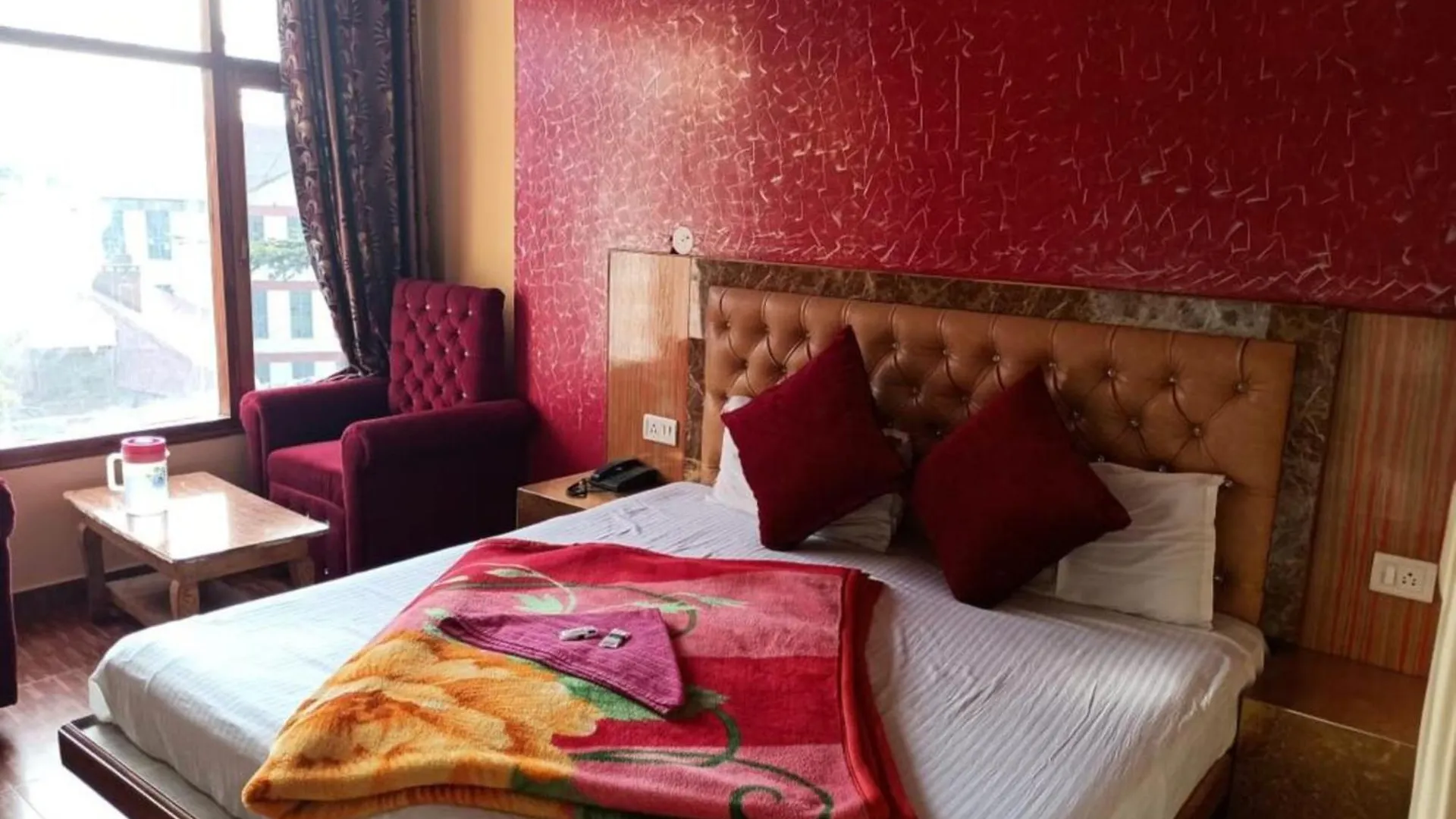 Hotel King Palace - Nature-Valley-Luxury-Room - Prime Location With Parking Facilities Shimla 3*,  India