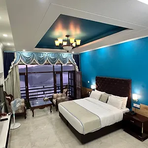 Nest , Pure Vegetarian Guest house